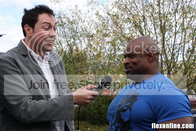 oct_11_ronnie_coleman_event_103_wm.jpg