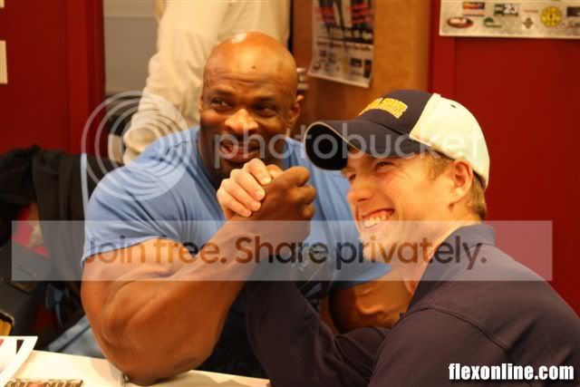 oct_11_ronnie_coleman_event_093_wm.jpg