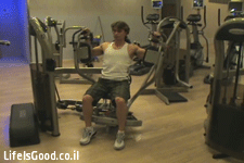 Lever%20Pec%20Deck%20Fly.gif