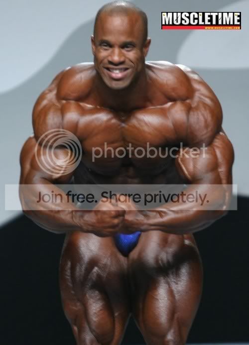 2007-mr-olympia-524-victor-martinez.jpg